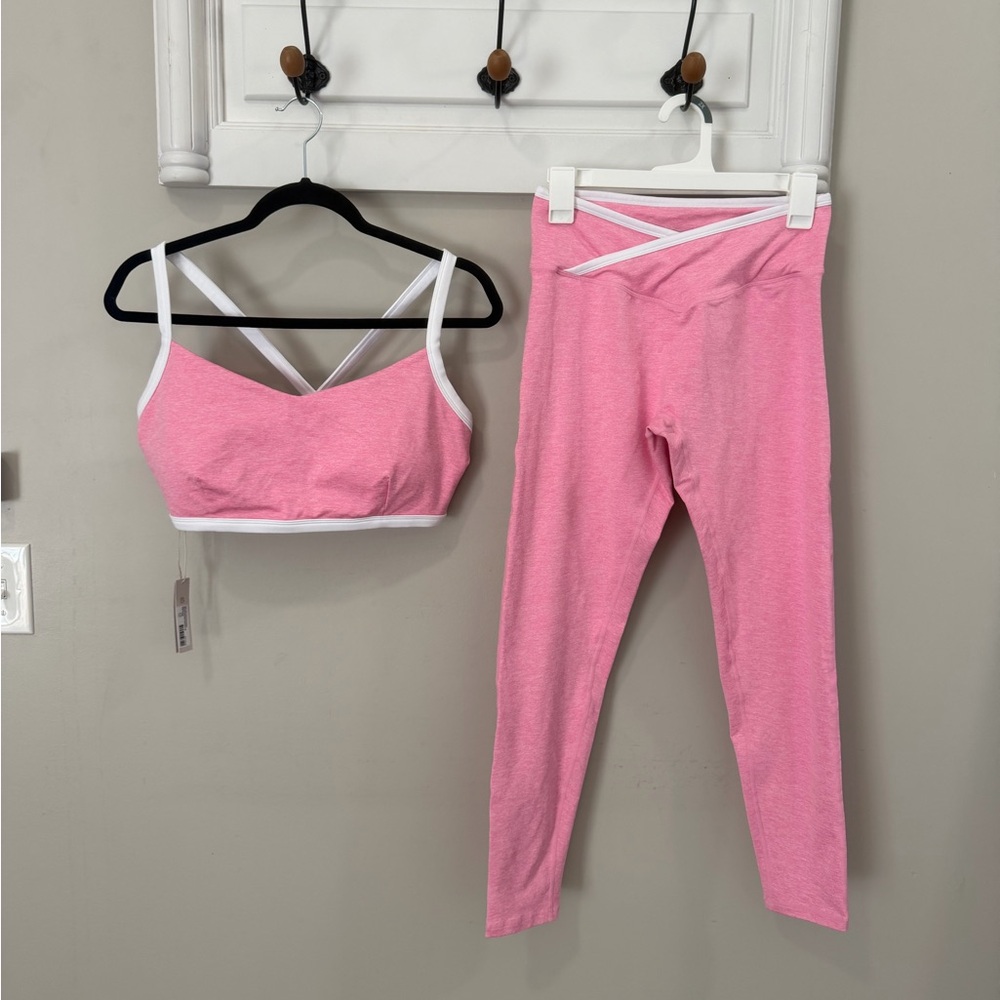 Buffbunny Pink Size XL Sports Bra and Leggings Set